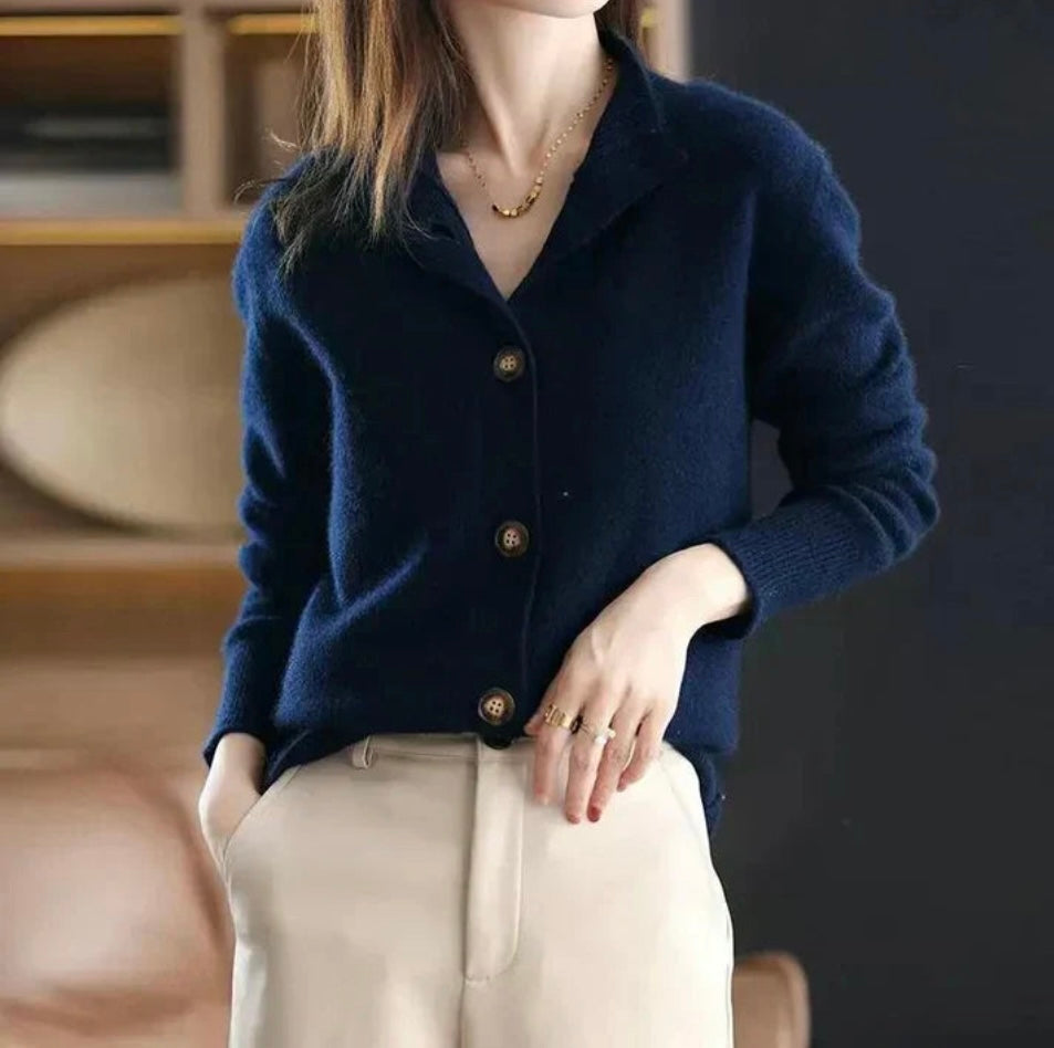 Chloe - Elegant Women's Cardigan