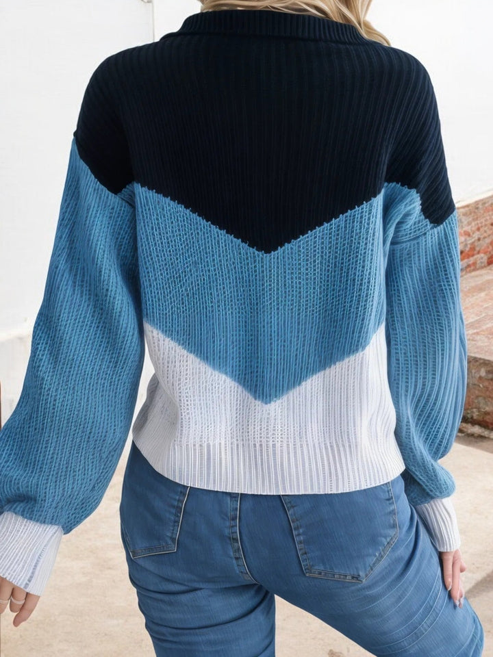 Rosie - V-Neck Sweater with Long Sleeves