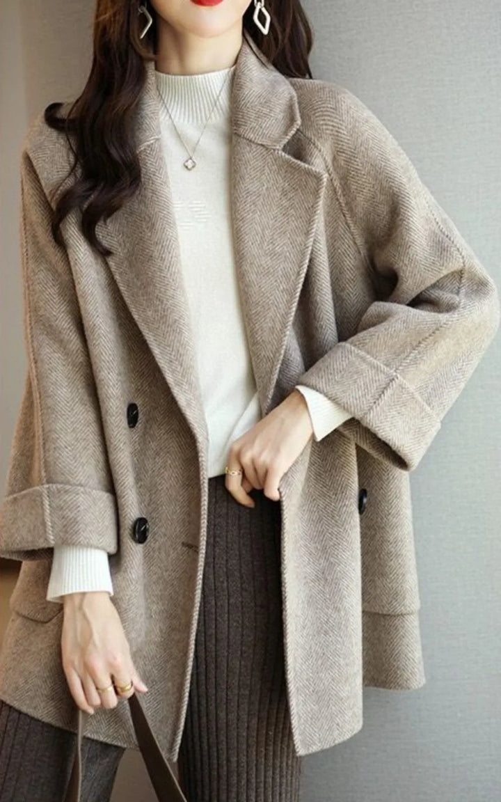 Amelia - Cozy Chic Wool Coat