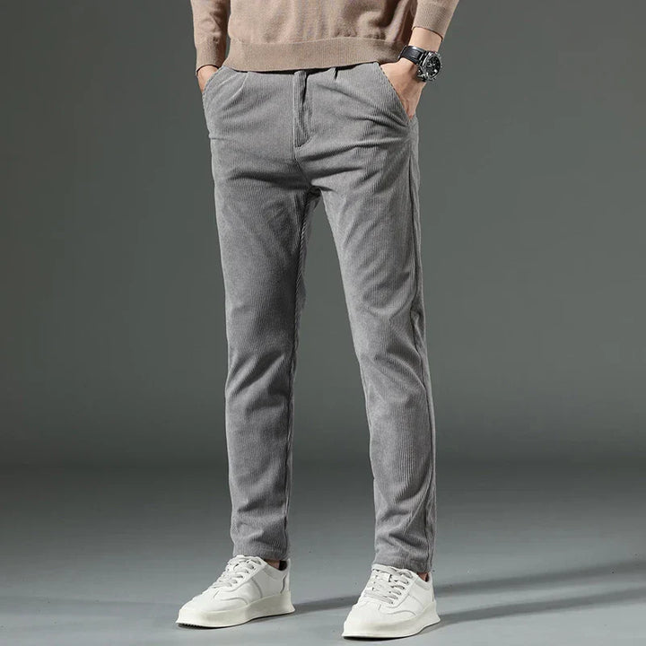 Levi -  Corduroy Trousers