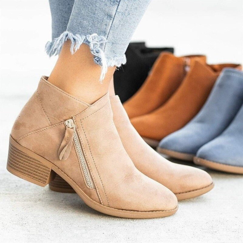 Chelsea - Suede Ankle Boots