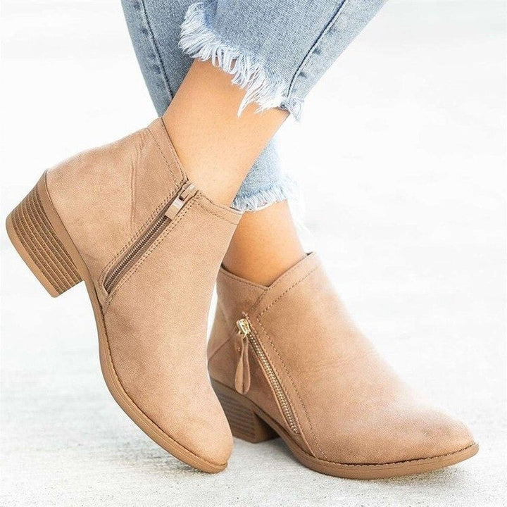 Chelsea - Suede Ankle Boots