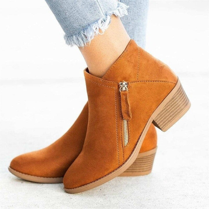 Chelsea - Suede Ankle Boots