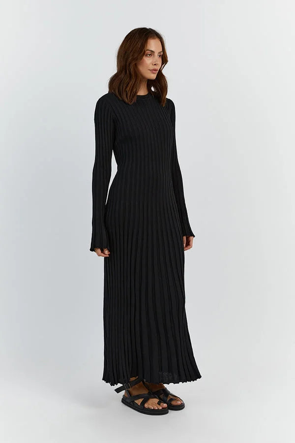 Olivia - Crew Neck Sleeved Knit Midi Dress