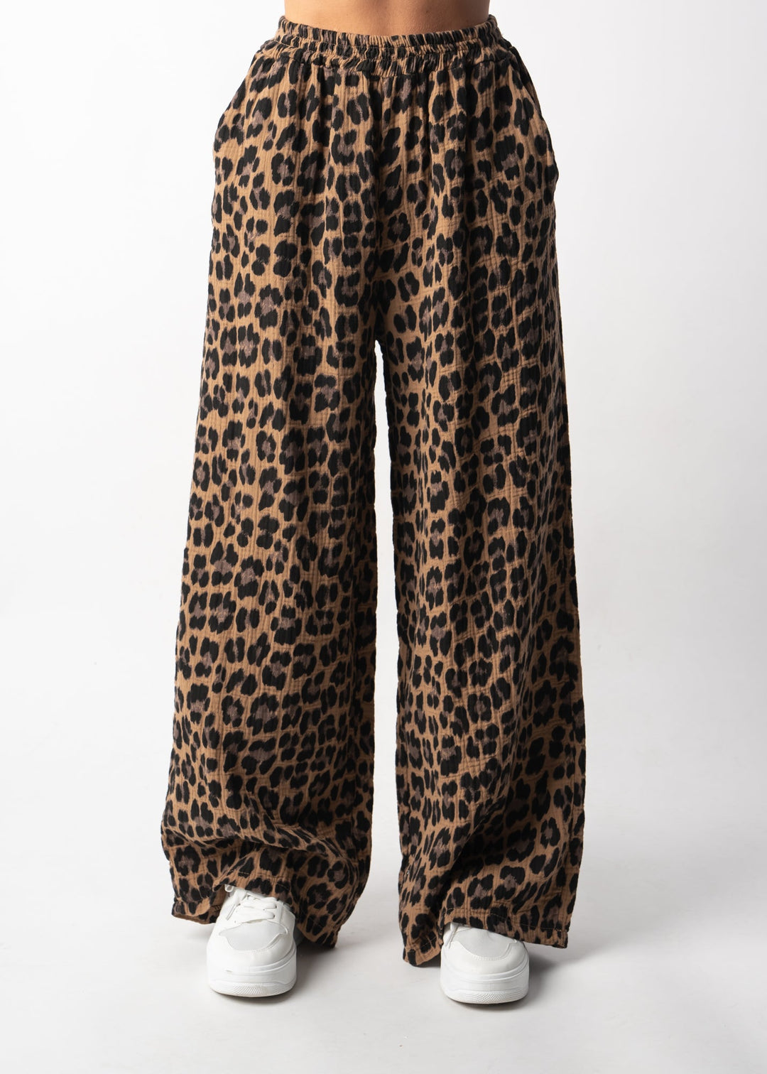 Aria - Vintage Leopard Streetwear Trousers